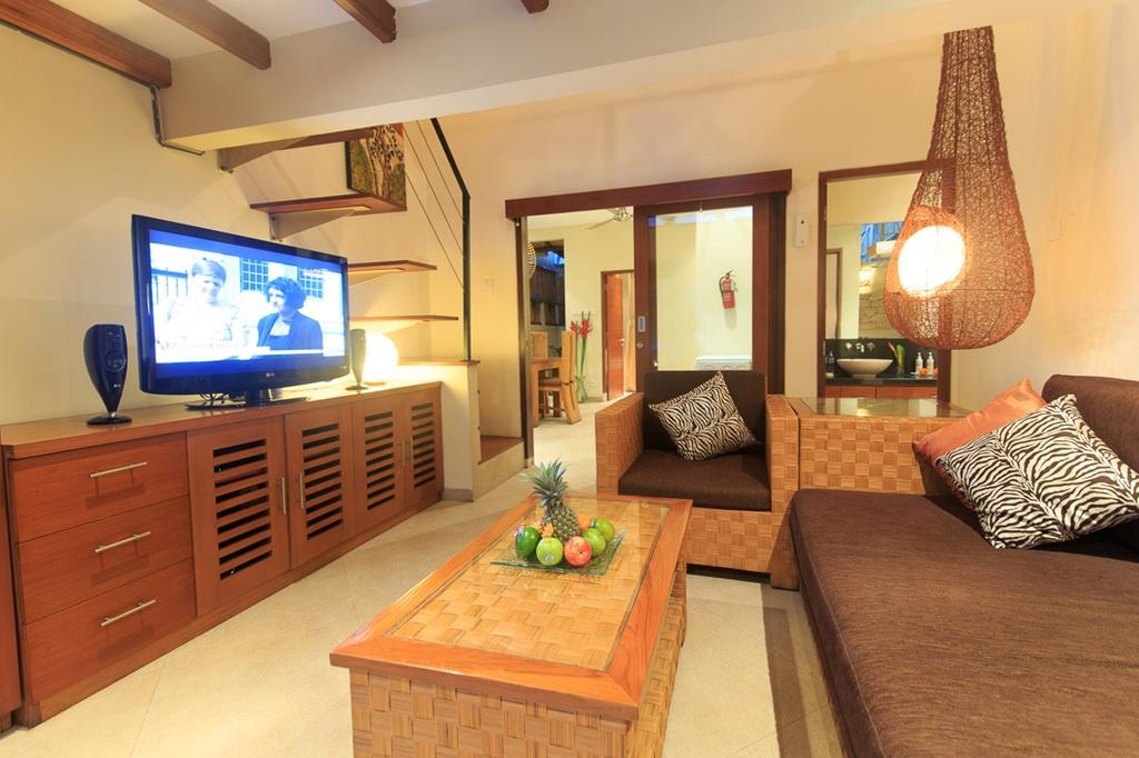 Villa Seriska Seminyak Buitenkant foto
