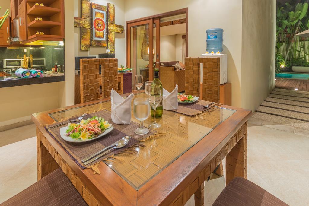 Villa Seriska Seminyak Buitenkant foto