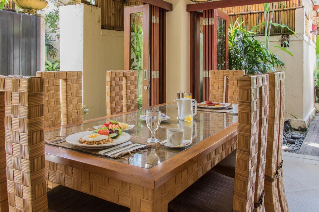 Villa Seriska Seminyak Buitenkant foto