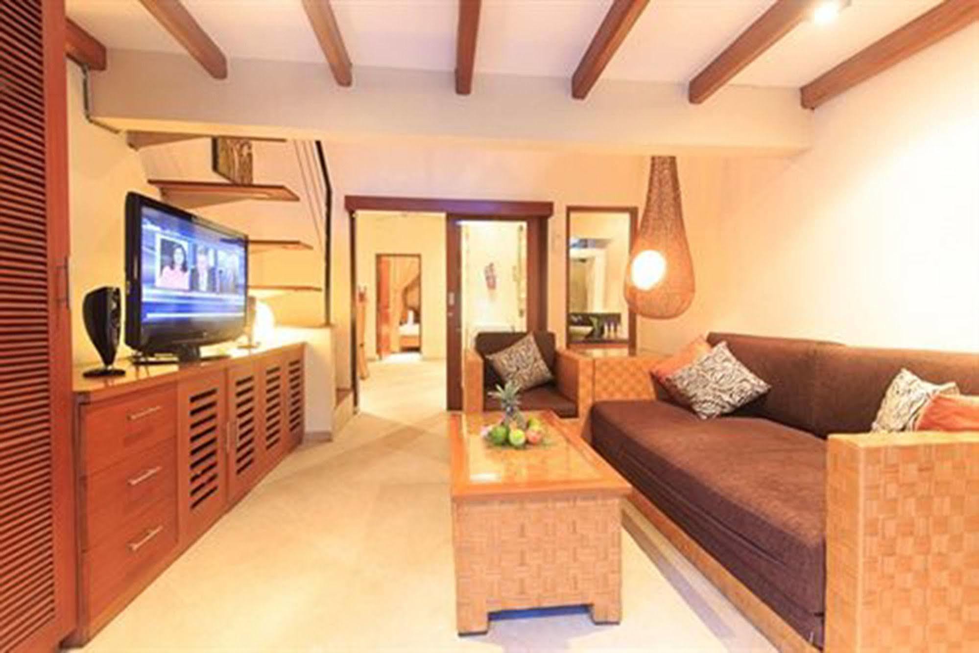 Villa Seriska Seminyak Buitenkant foto