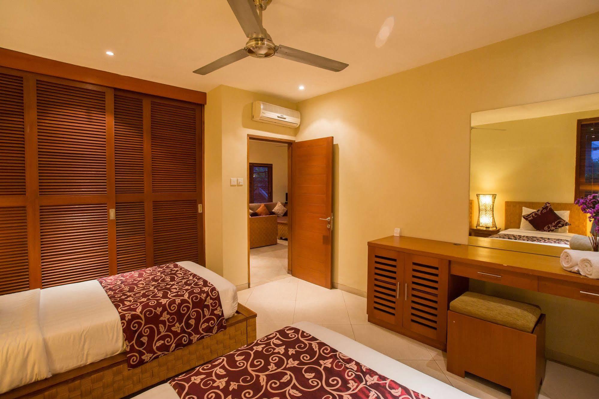 Villa Seriska Seminyak Buitenkant foto
