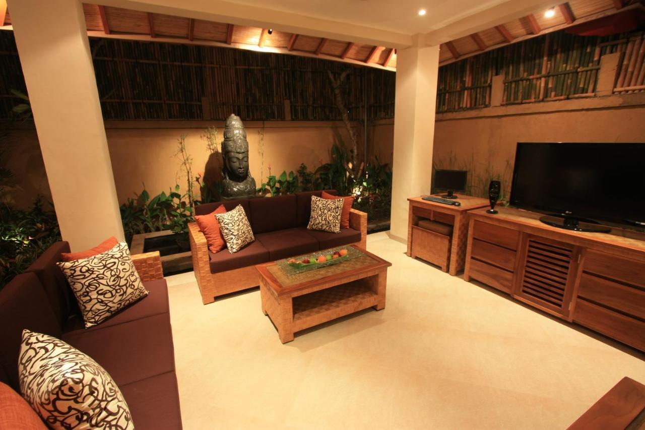 Villa Seriska Seminyak Buitenkant foto