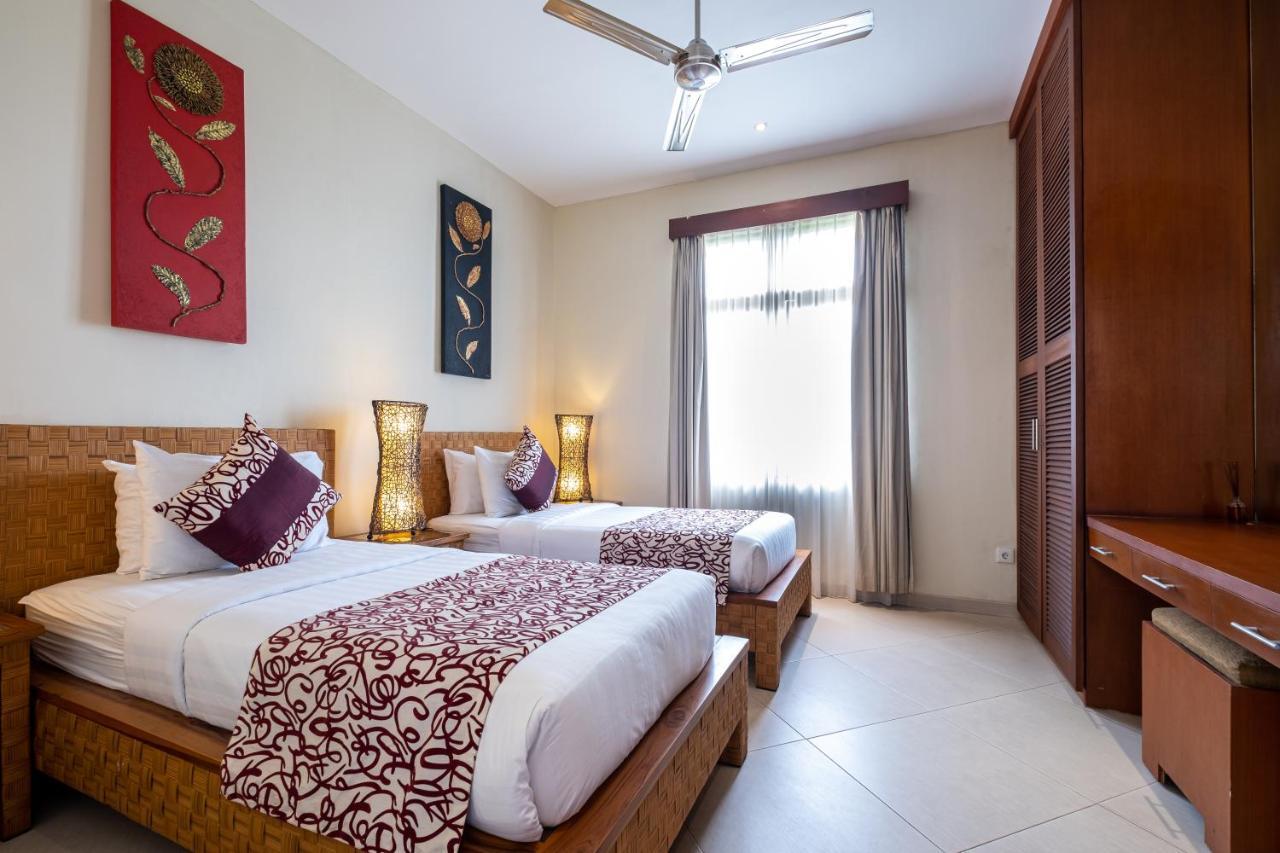Villa Seriska Seminyak Buitenkant foto