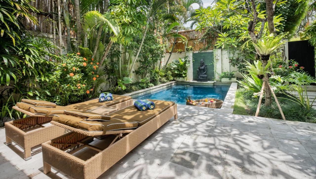 Villa Seriska Seminyak Buitenkant foto
